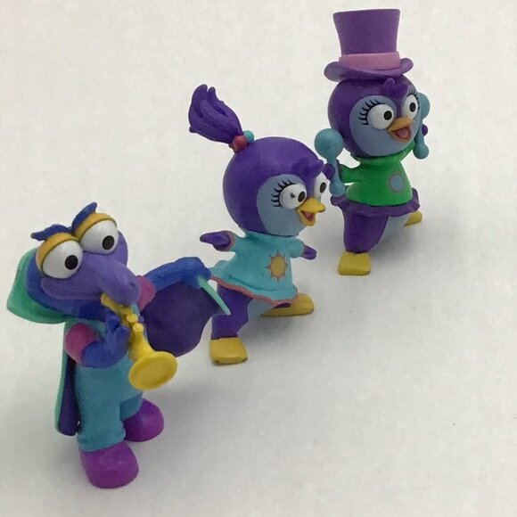 Muppet Babies Set Rockstar Gonzo and Summer Penguin 3/$18 - Picture 2 of 7